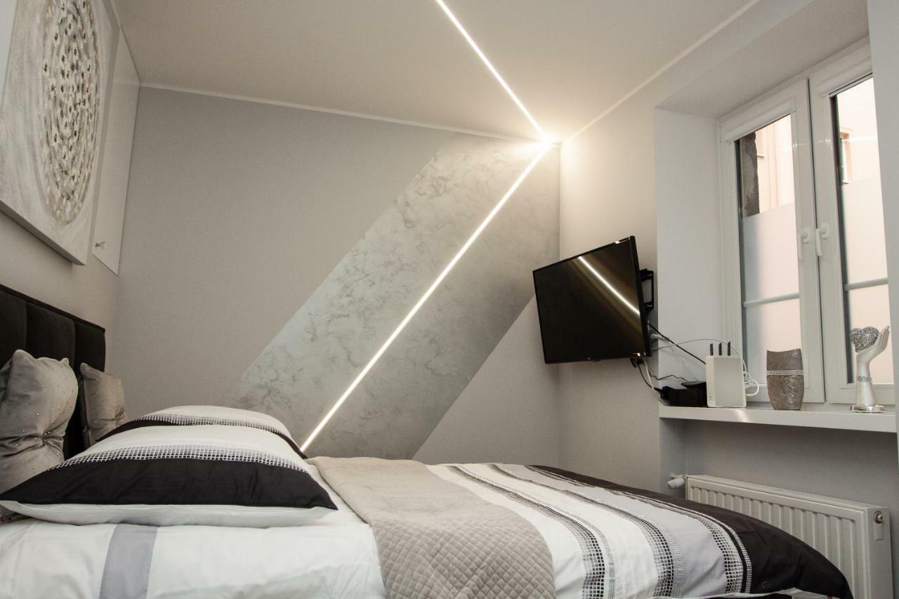 Novel Mini Apartment วอร์ซอ ภายนอก รูปภาพ