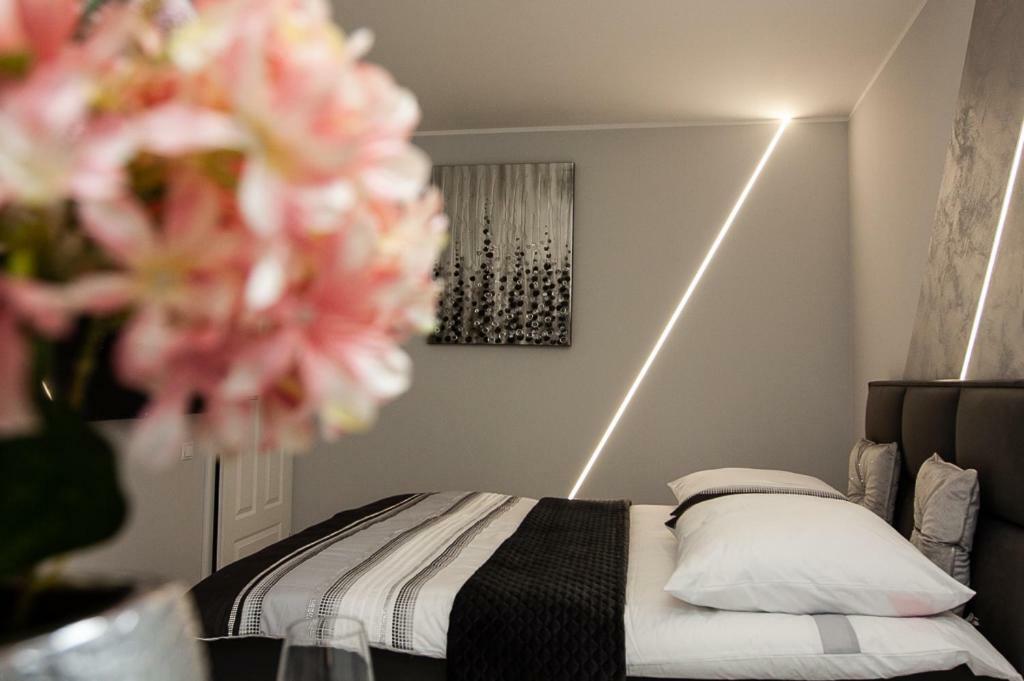 Novel Mini Apartment วอร์ซอ ภายนอก รูปภาพ